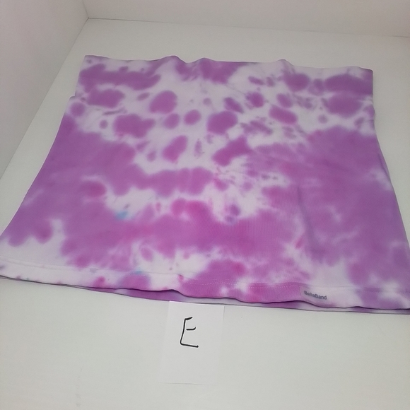 NWOT Maternity Band Tie Dye - Picture 5 of 9